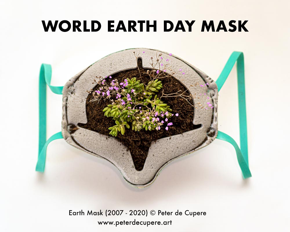 earth-day-mask-Copyrights-Peter-de-Cupere-2007-2020-A002